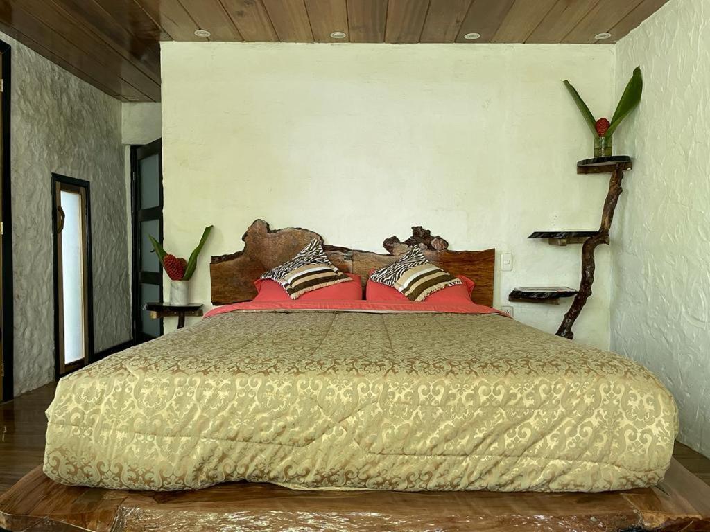 Cantalarana Lodge Миндо Экстерьер фото